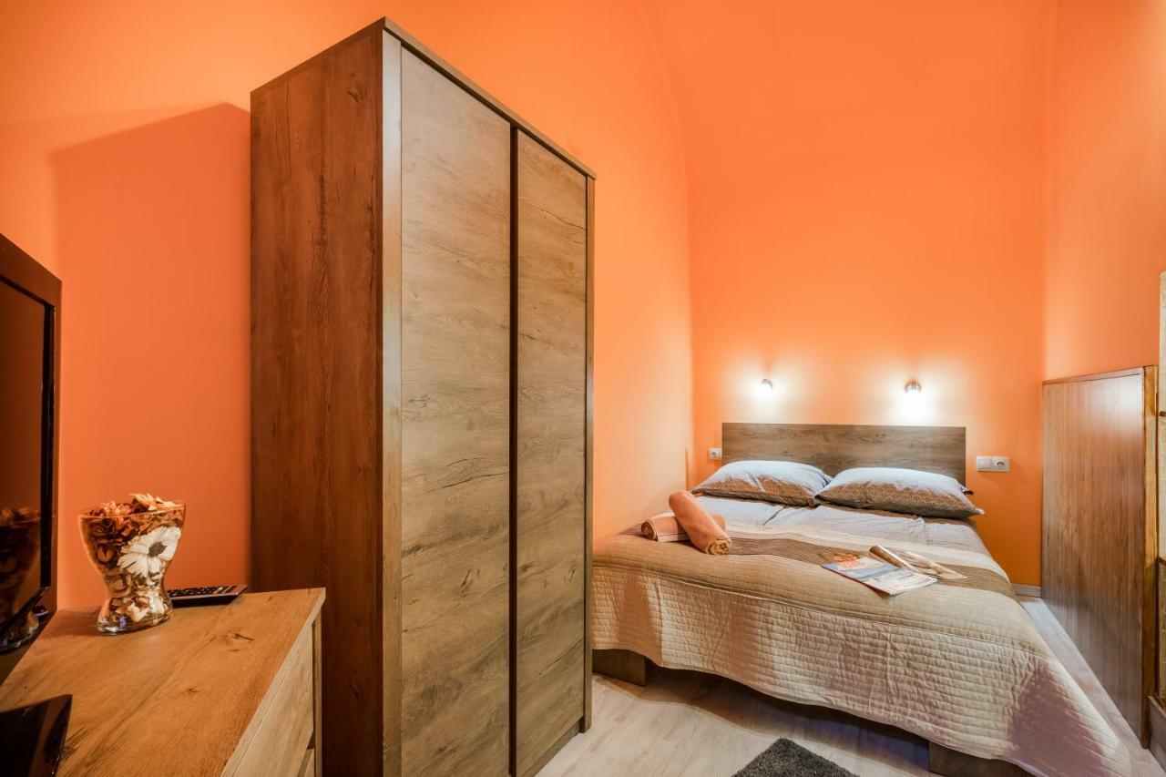 Bpr Luminous Design Apartments Budapest Exterior foto